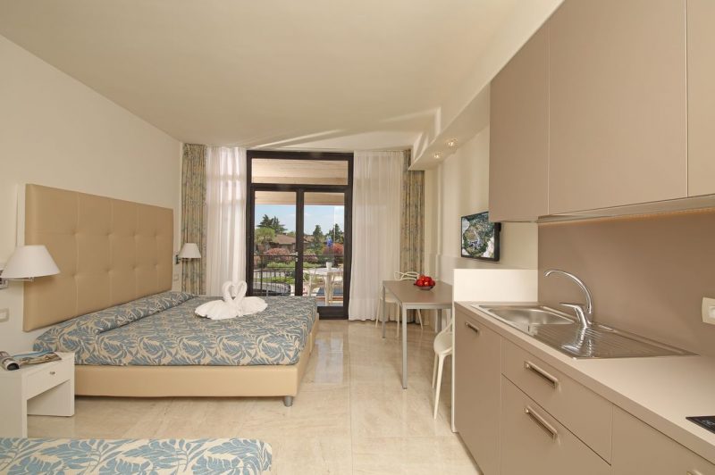 Hotel Residence HOLIDAY RESIDENCE DELUXE ROOM (3) (Copia)