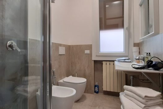 Mirage Apartments Sirmione-17
